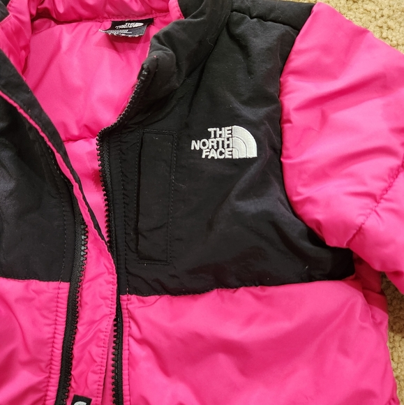 The North Face pink 18-24m jacket - Picture 3 of 8